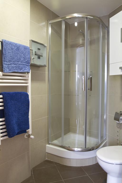 סן סבסטיאן Apartamentos Grosen חדר תמונה